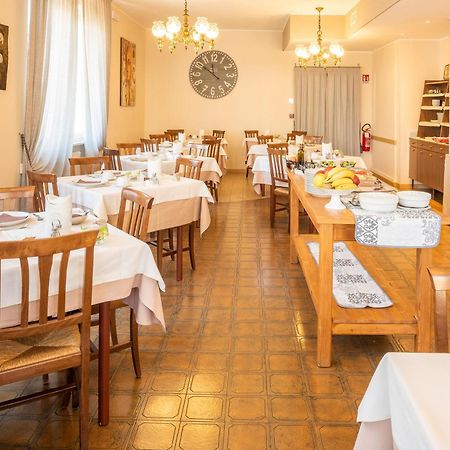 Hotel Taormina バルドリーノ エクステリア 写真