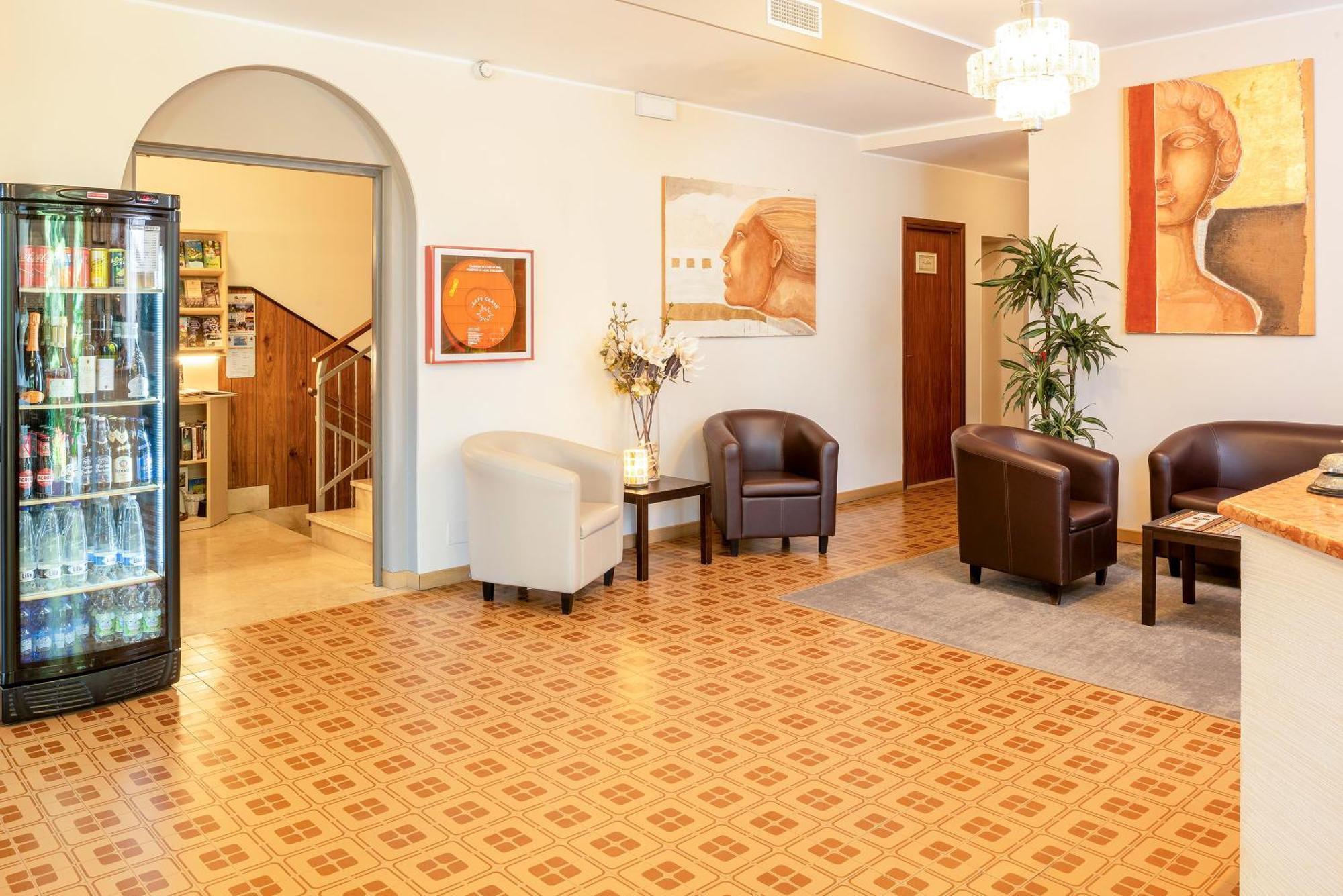 Hotel Taormina バルドリーノ エクステリア 写真