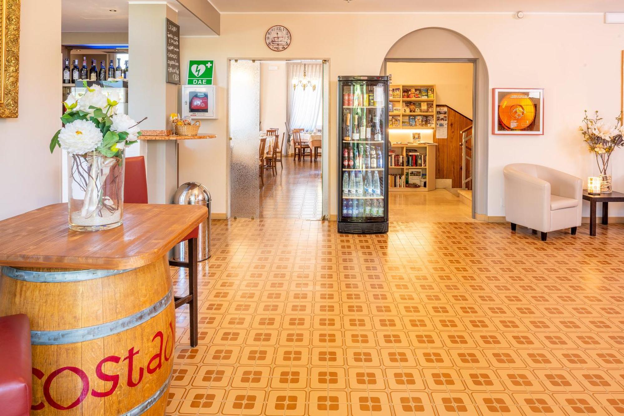 Hotel Taormina バルドリーノ エクステリア 写真