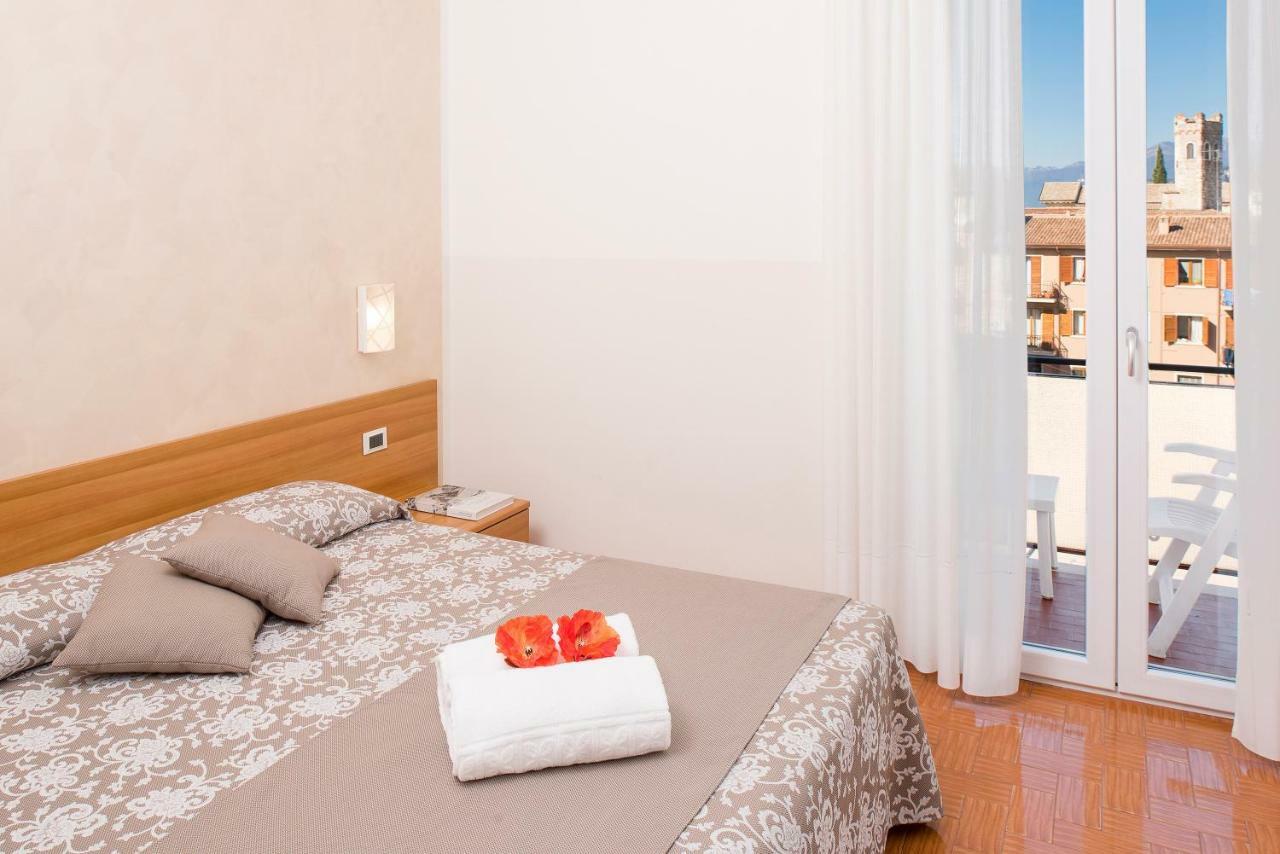 Hotel Taormina バルドリーノ エクステリア 写真